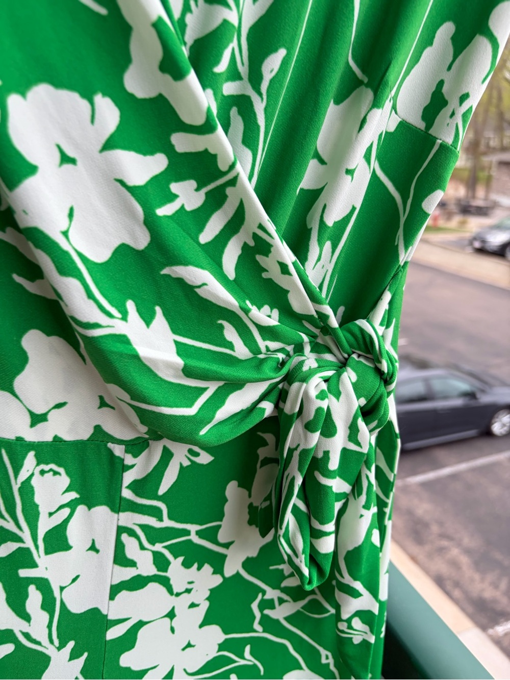 🆕🌿London Style Collection Green Floral Wrap Jumpsuit Wide Leg Tie Waist Size 4 - Picture 9 of 17